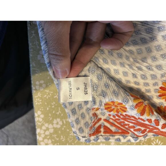 Boho Aztec Floral Embroidered Geometric Scalloped Sleeveless Top THML Size Small - Picture 7 of 7